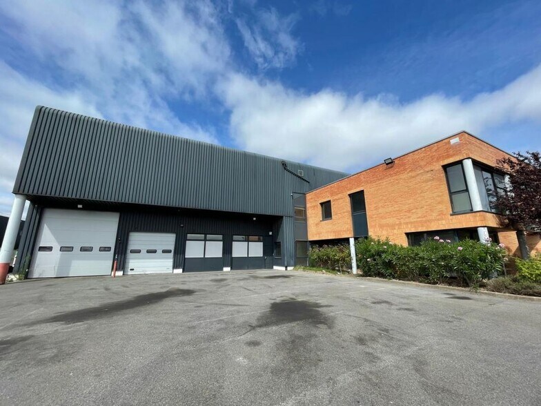 Industrial in Créteil to rent - Building Photo - Image 1 of 6