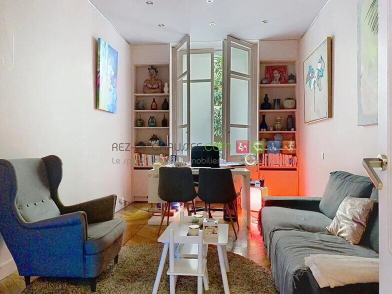 Build-to-Rent in Paris for sale - Interior Photo - Image 1 of 10