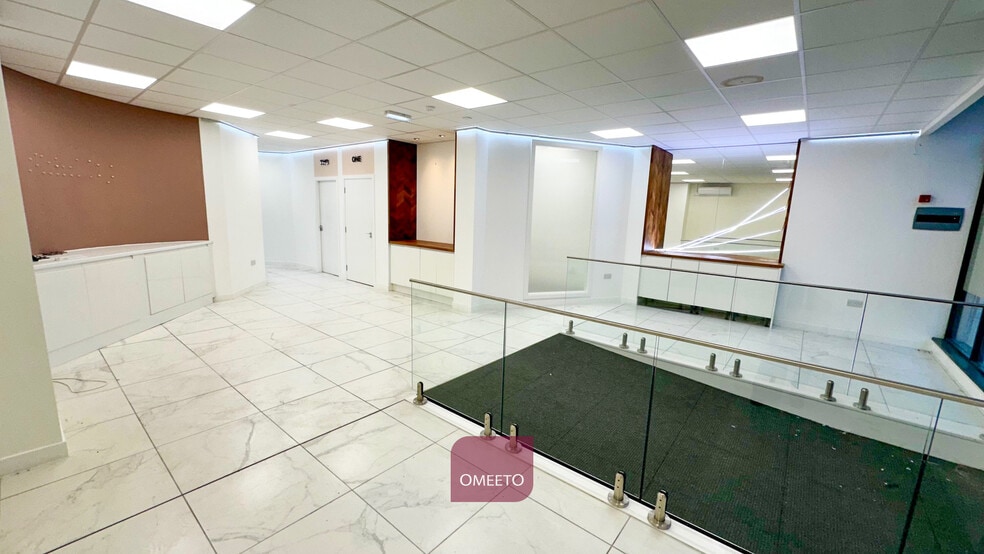 4 Victoria St, Derby to rent - Building Photo - Image 2 of 8