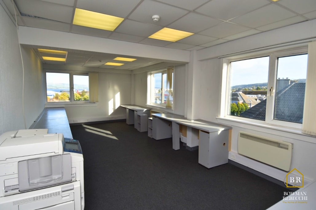 175 Dalrymple St, Greenock to rent Interior Photo- Image 1 of 4