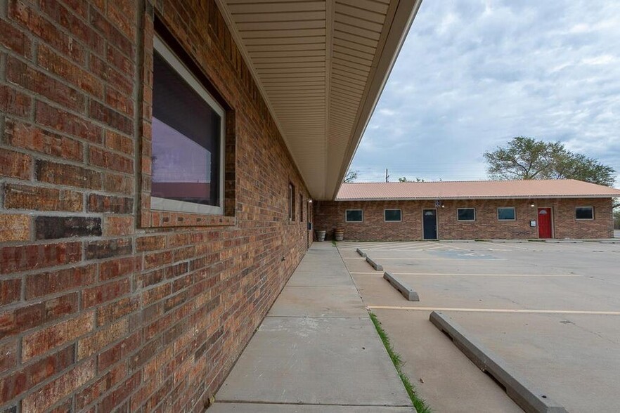 211 N Buchanan St, Amarillo, TX for sale - Building Photo - Image 3 of 12