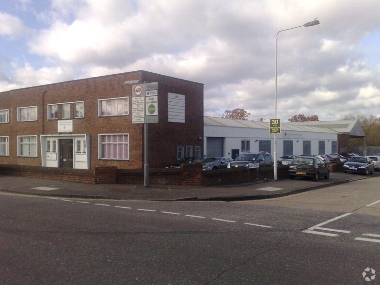 31-33 Fowler Rd, Ilford for sale - Building Photo - Image 1 of 1