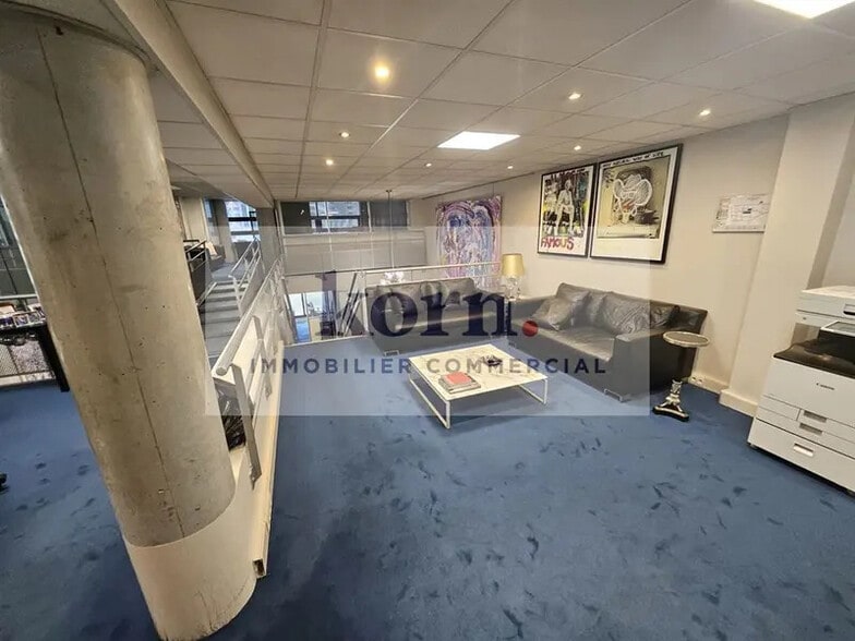 Office in Suresnes to rent - Interior Photo - Image 3 of 9
