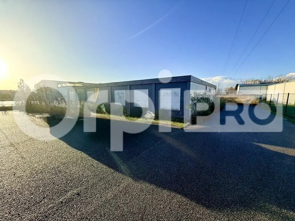 Land in Port-Jérôme-sur-Seine for sale Building Photo- Image 1 of 9