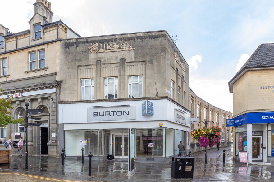 1 Market Pl, Chippenham for sale - Primary Photo - Image 1 of 1