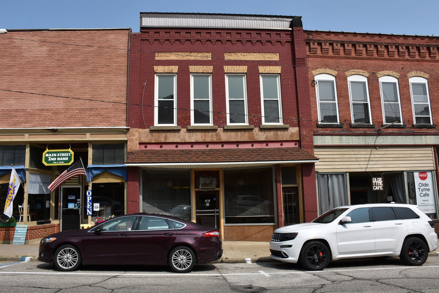 248 S Main St, Cambridge Springs, PA for sale - Primary Photo - Image 1 of 1