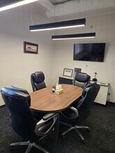 7815 101 Ave NW, Edmonton, AB to rent Interior Photo- Image 2 of 3