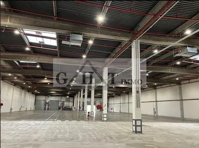 Industrial in Les Ulis to rent Interior Photo- Image 1 of 3