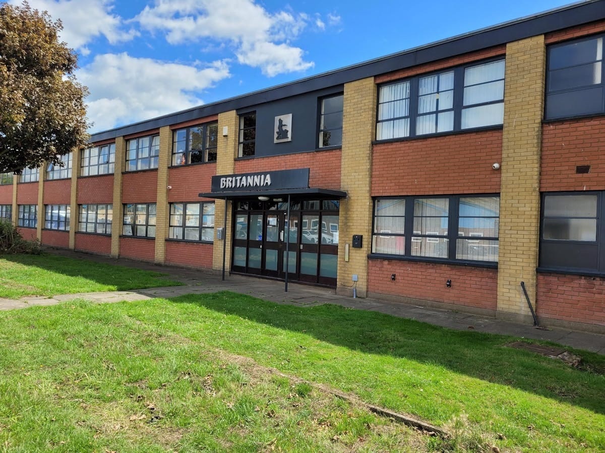 New Rd, Sheerness to rent Primary Photo- Image 1 of 4