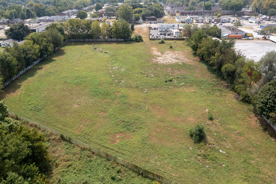 3511 7th Street Rd, Louisville, KY for sale - Primary Photo - Image 1 of 29