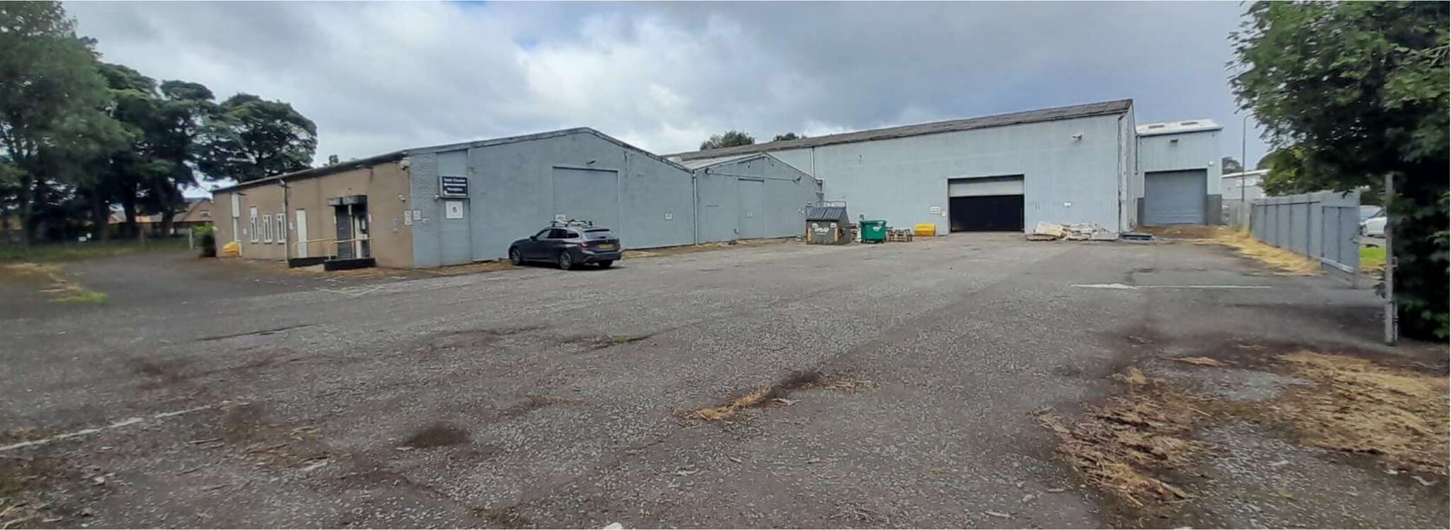 Mill Road Industrial Estate, Linlithgow to rent Building Photo- Image 1 of 4