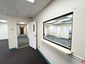 290-294 Collins St, Hartford, CT to rent Building Photo- Image 2 of 22