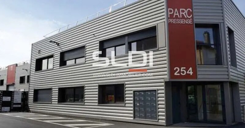 254 Rue Francis De Pressensé, Villeurbanne to rent Building Photo- Image 1 of 7