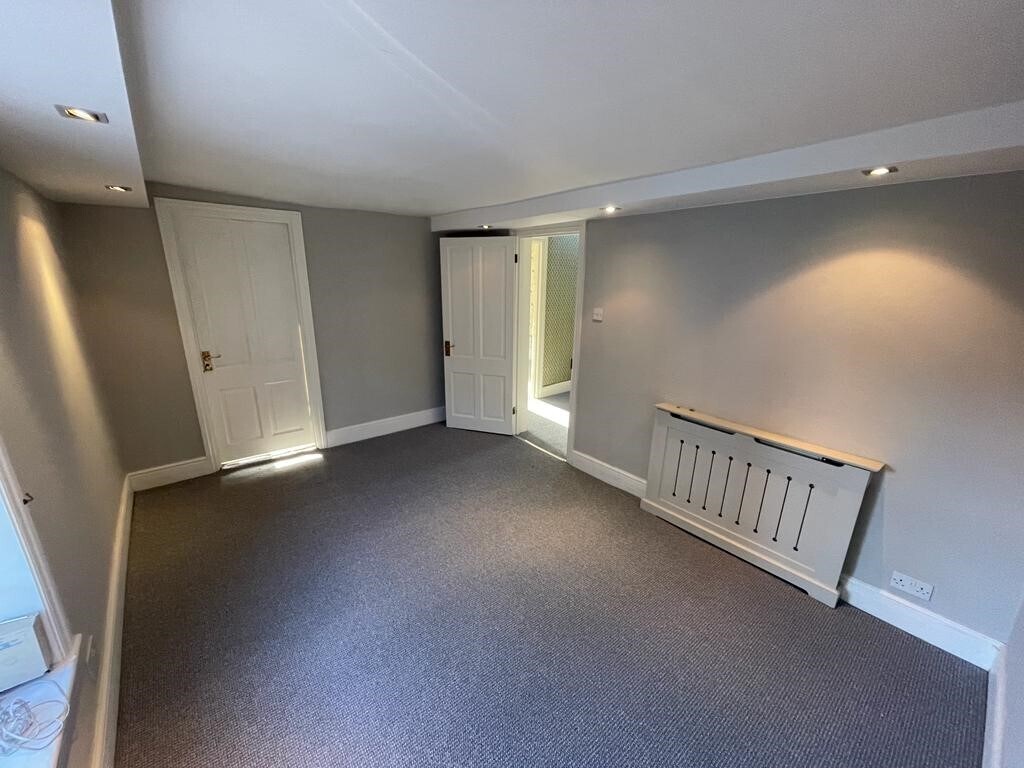 57-57A High St, London for sale Interior Photo- Image 1 of 1