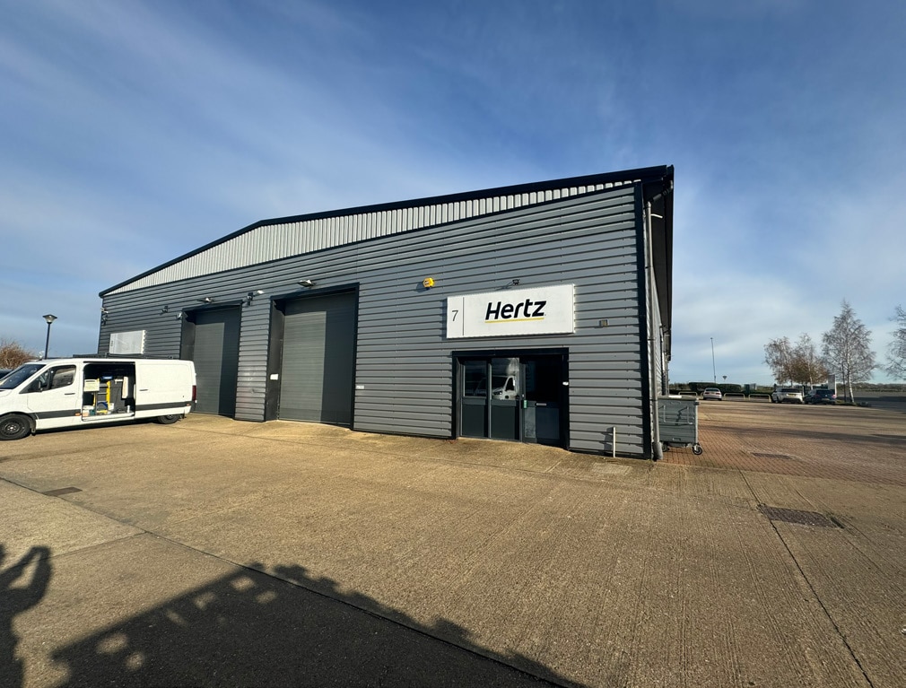 Sabre Way, Peterborough to rent Building Photo- Image 1 of 5