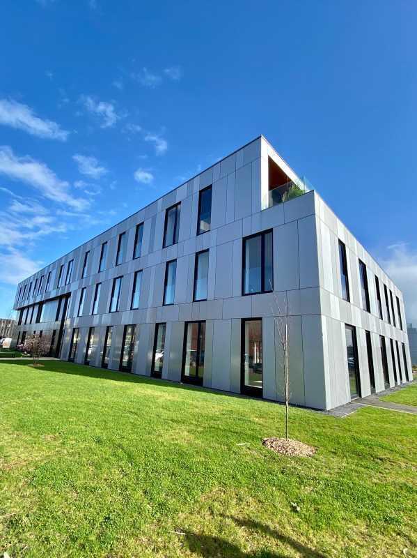 Office in Lesquin to rent Building Photo- Image 1 of 8