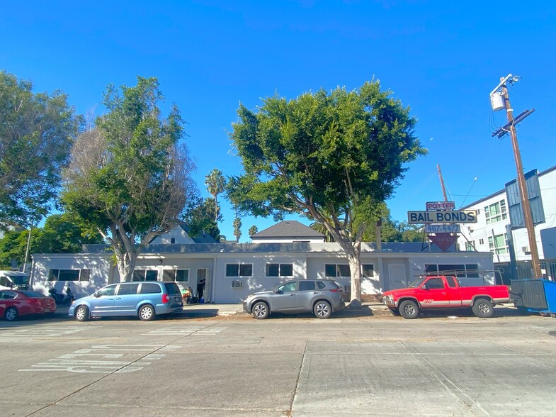 1339-1345 Wilcox Ave, Los Angeles, CA for rent - Building Photo - Image 3 of 3