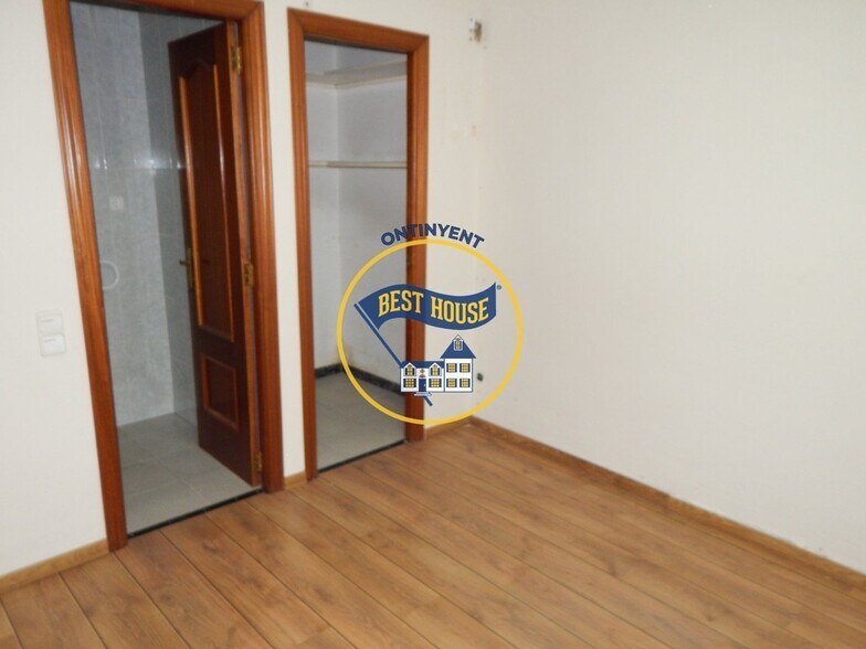 Retail in Ontinyent, Valencia to rent - Building Photo - Image 2 of 31