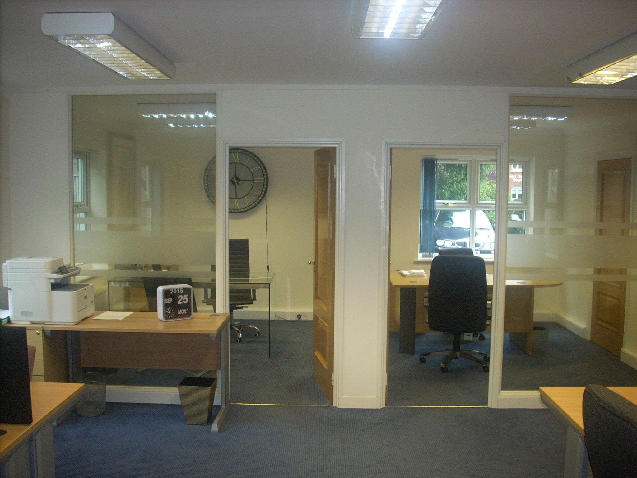 Bridge Rd, Bagshot to rent Interior Photo- Image 1 of 5