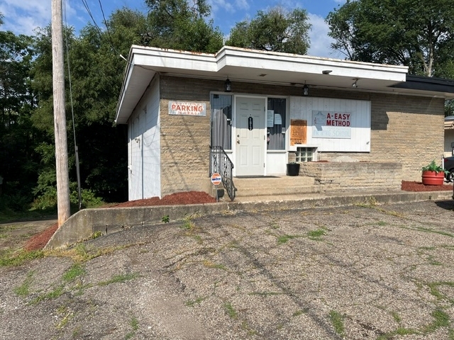 1817 Fulton Dr NW, Canton, OH for sale - Building Photo - Image 1 of 10