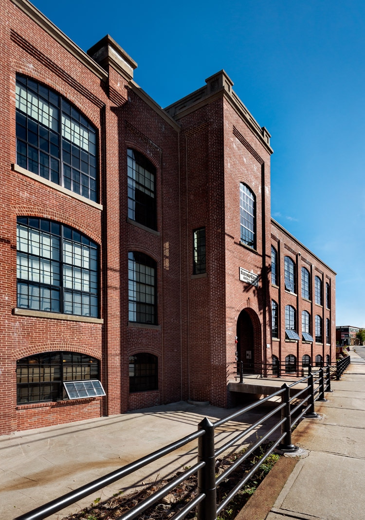 61 Washington St, Sanford, ME to rent Building Photo- Image 1 of 4