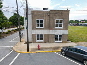 214 Main Avenue Dr, Taylorsville, NC for rent Building Photo- Image 1 of 13