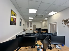 110-114 Golders Green Rd, London to rent Interior Photo- Image 1 of 4