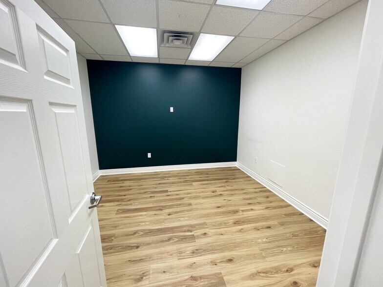 250 W Center St, Provo, UT for rent - Building Photo - Image 3 of 16