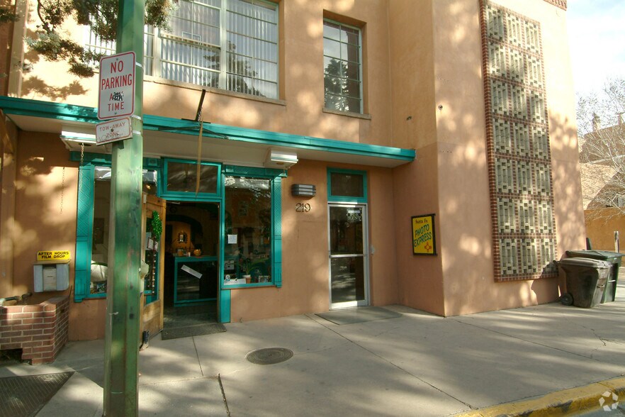 219 Shelby St, Santa Fe, NM for sale - Primary Photo - Image 1 of 1
