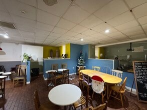 207-217 High St, Kirkcaldy to rent Interior Photo- Image 1 of 11