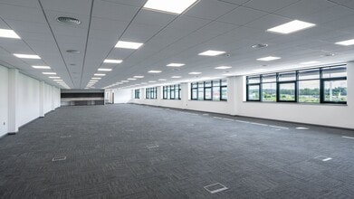 Lanson Roberts Rd, Severn Beach to rent Interior Photo- Image 2 of 3