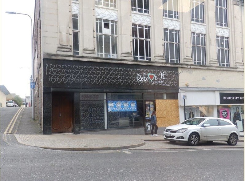 28 Whytescauseway, Kirkcaldy KY1 1XF UK