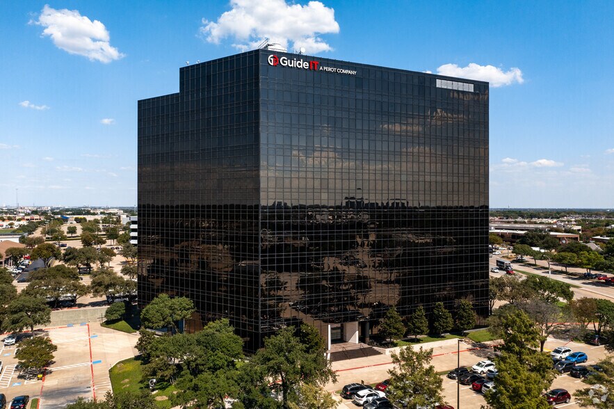 101 Park Blvd E, Plano 75074 Bank of America Plano Tower
