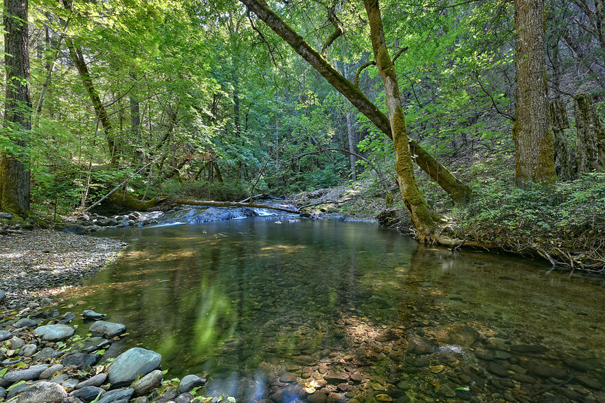 10000 Little Applegate Rd, Jacksonville, OR for sale - Primary Photo - Image 1 of 1