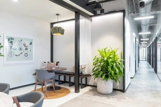 3424 Peachtree Rd NE, Atlanta, GA to rent Interior Photo- Image 2 of 8