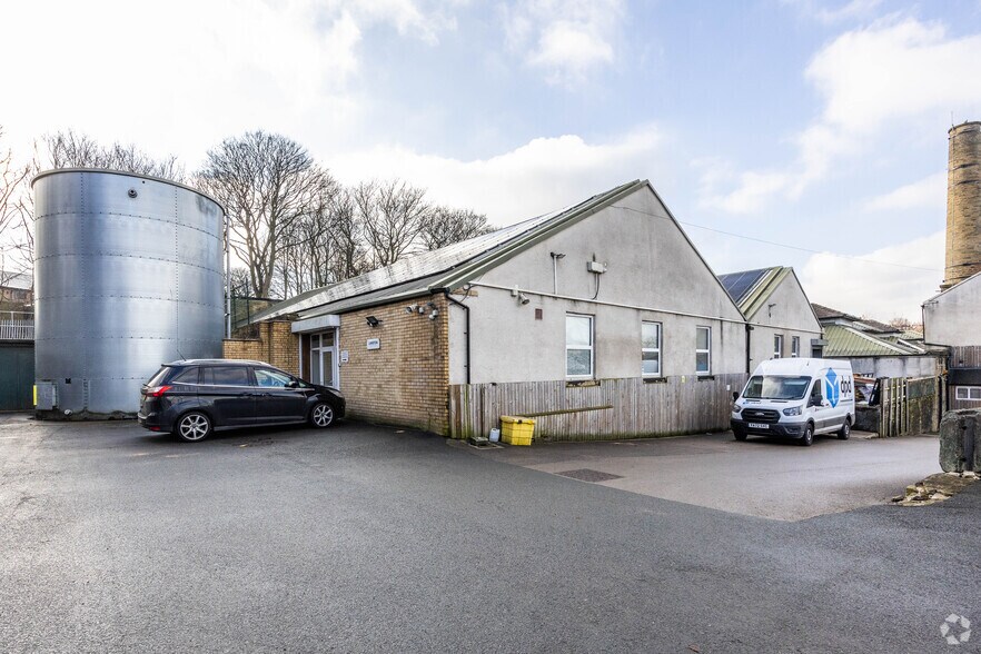 Houghley Ln, Leeds for sale - Primary Photo - Image 1 of 1