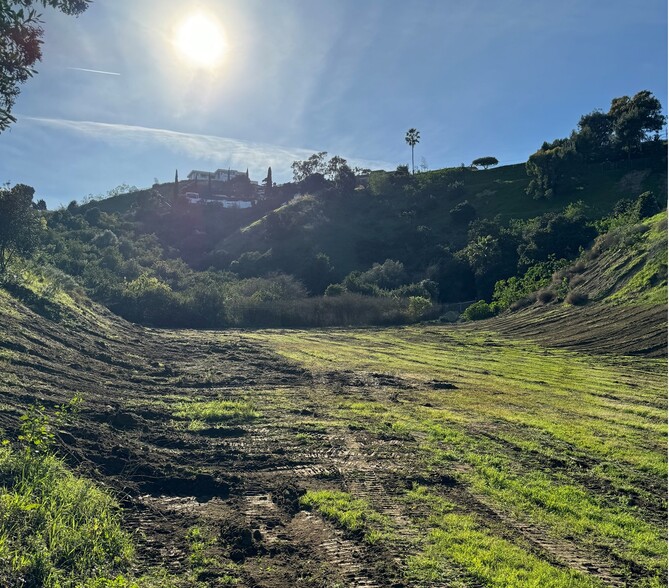 3986 Cloverdale ave, Los Angeles, CA for sale - Building Photo - Image 1 of 7