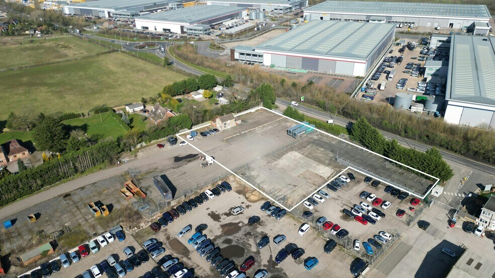 Oxford Rd, Ryton On Dunsmore to rent - Building Photo - Image 2 of 9