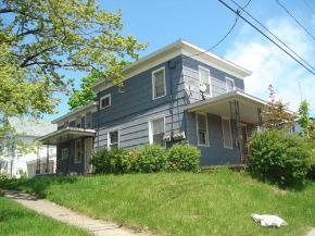 111 W Utica St, Oswego, NY for sale - Primary Photo - Image 1 of 1