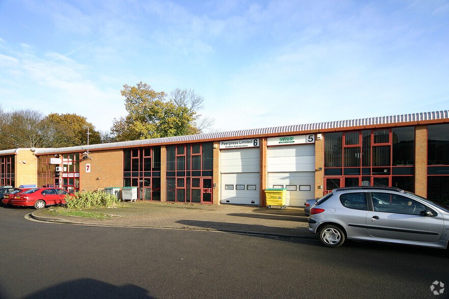 Mark Rd, Hemel Hempstead for sale - Building Photo - Image 1 of 1