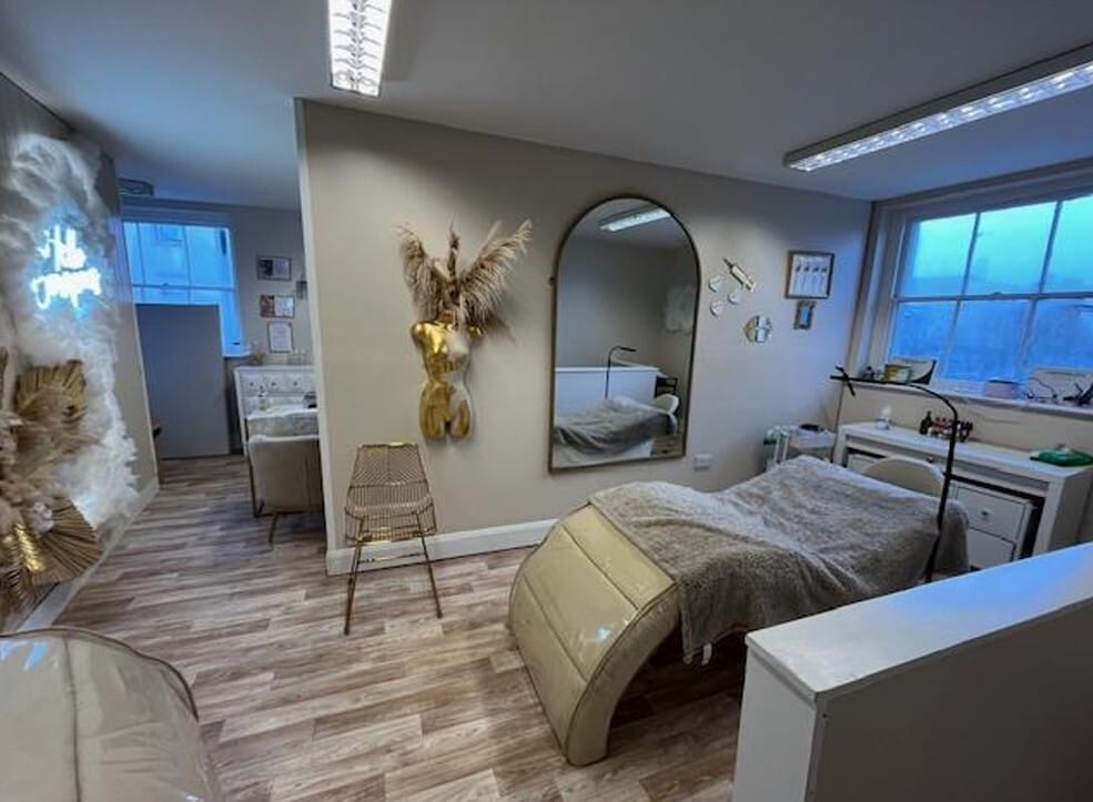 55 Bath Rd, Cheltenham to rent Interior Photo- Image 1 of 2