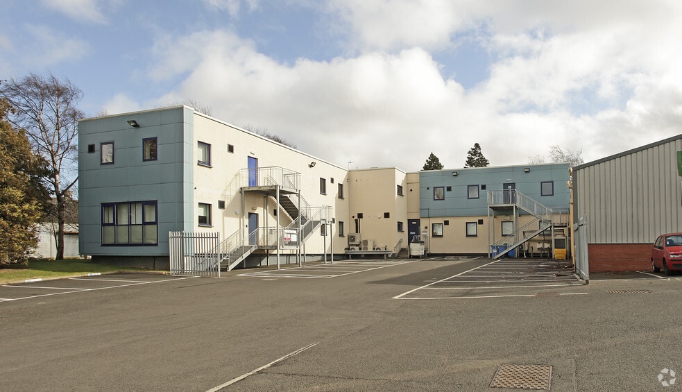 10 Bankhead Cswy S, Edinburgh to rent - Building Photo - Image 3 of 10