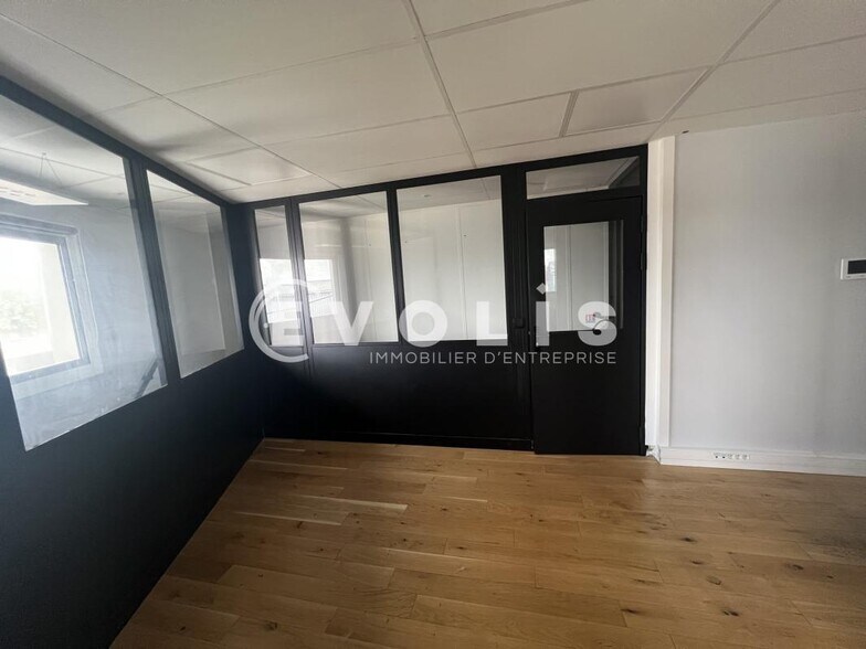 Office in Champigny-sur-Marne to rent - Interior Photo - Image 3 of 8