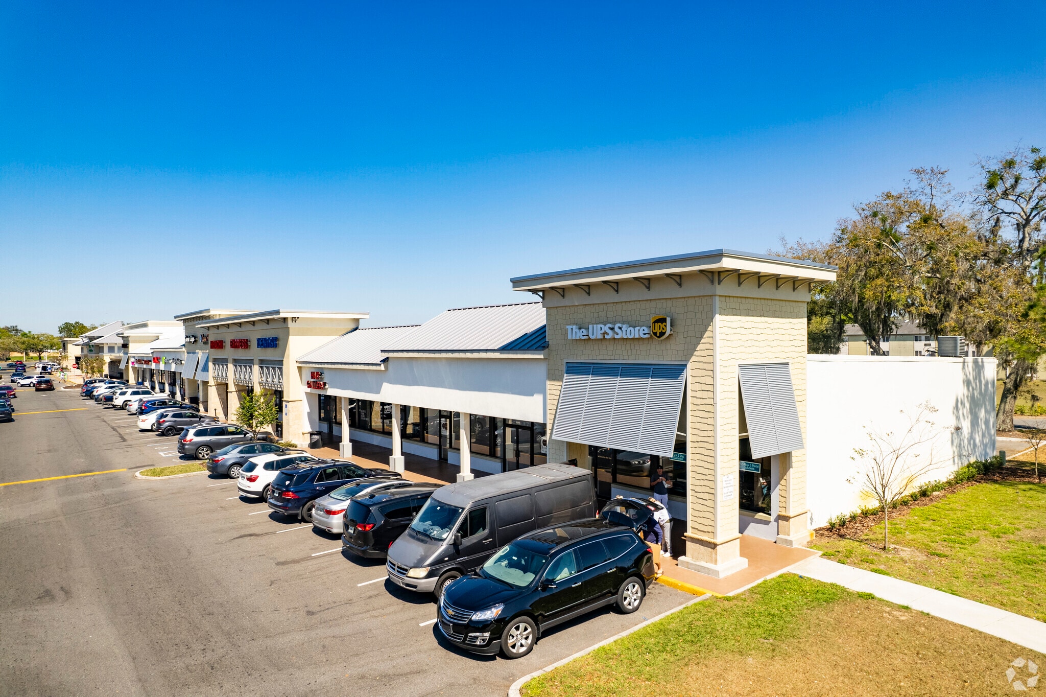 5341-5375 N Socrum Loop Rd, Lakeland, FL to rent Building Photo- Image 1 of 12