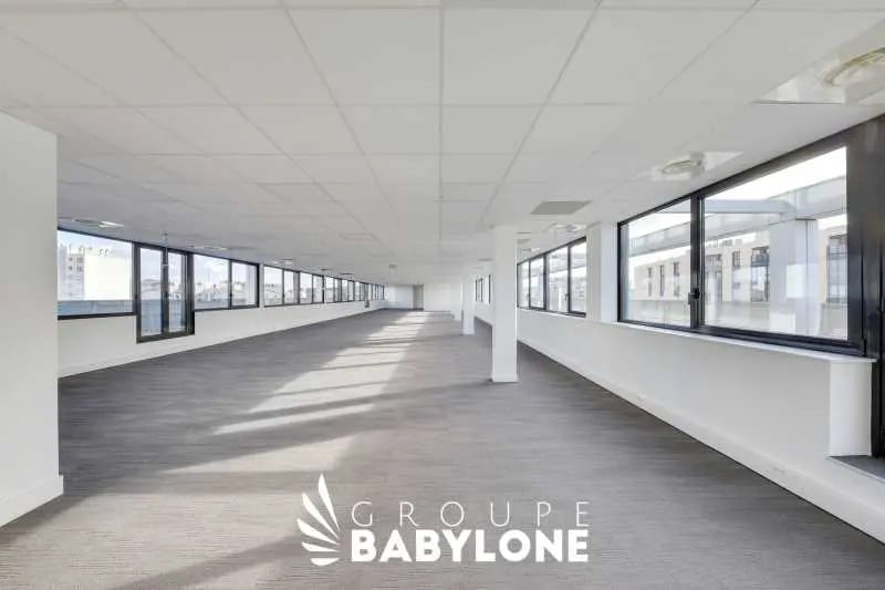 Location Bureaux 617 m² à 2 468 m² - Photo 1