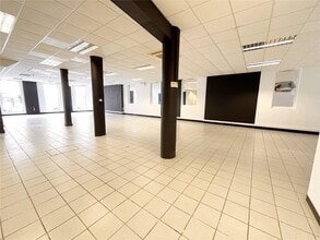 50 Chase Rd, Southend On Sea to rent Building Photo- Image 1 of 15