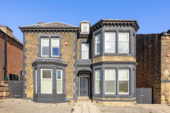 More details for 21 Victoria Rd, Barnsley - Office to Rent