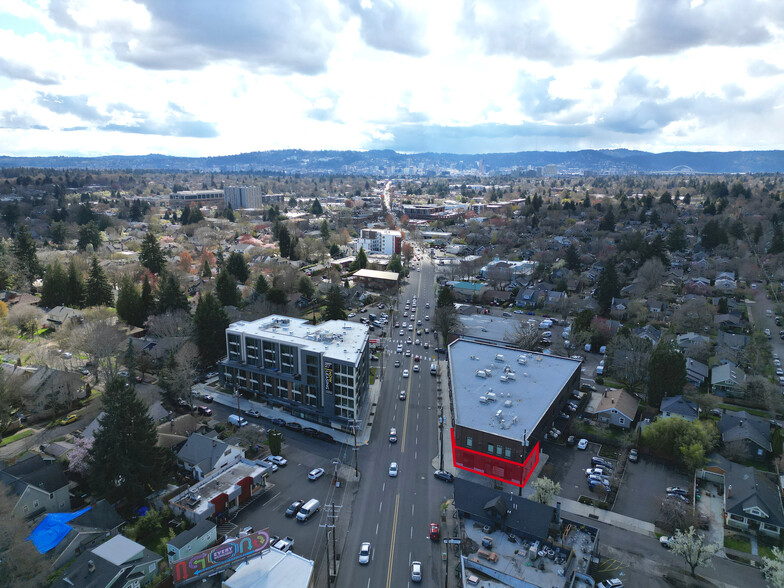 5005 NE Sandy Blvd, Portland, OR for rent - Aerial - Image 3 of 3