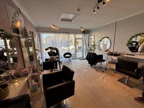 12 High St, Littlehampton to rent Interior Photo- Image 1 of 2