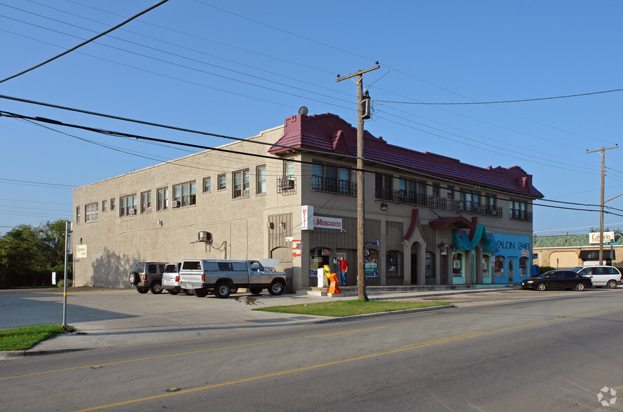 238-246 W Davis St, Dallas, TX for sale - Primary Photo - Image 1 of 1